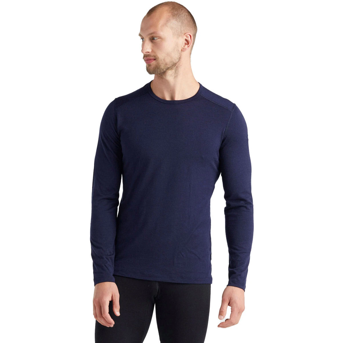 Icebreaker Men's Merino 200 Oasis Long Sleeve Crewe Thermal Top 4 Icebreaker Men's Merino 200 Oasis Long Sleeve Crewe Thermal Top - Image 2