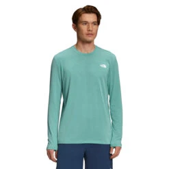The North Face Men's Wander Long-Sleeve -Men Sportswear Store NF0A7QEG 6R7 hero 2