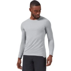 On Running Men's Comfort Long Tee -Men Sportswear Store Small PNG SS21 Comfort Long T Glacier M Pack Shot 1